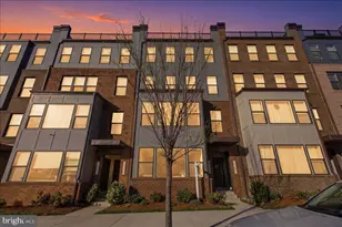 13538 Sayward Blvd, Herndon, VA 20171 - Photo 1