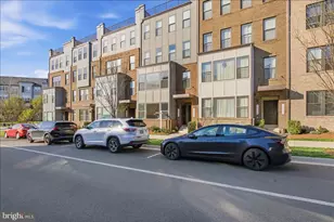 13538 Sayward Blvd, Herndon, VA 20171 - Photo 4