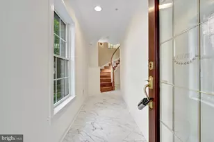 7749 Legere Ct, McLean, VA 22102 - Photo 8
