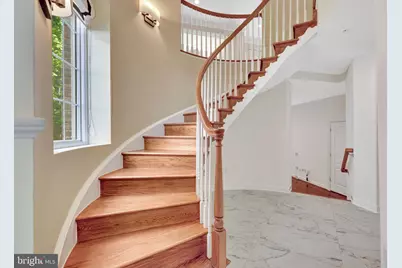 7749 Legere Court #42, McLean, VA 22102 - Photo 10