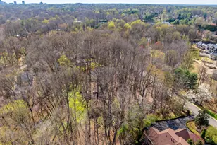 901 Chinquapin Rd, McLean, VA 22102 - Photo 10