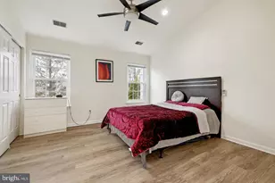 13109 Quail Creek Ln, Fairfax, VA 22033 - Photo 16