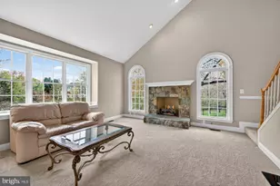 1702 Landon Hill Rd, Vienna, VA 22182 - Photo 2