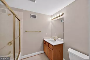 1702 Landon Hill Rd, Vienna, VA 22182 - Photo 74