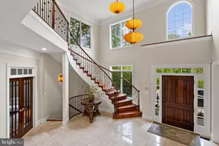 9111 Dara Ln, Great Falls, VA 22066 - Photo 6