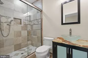 9111 Dara Ln, Great Falls, VA 22066 - Photo 46