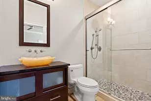 9111 Dara Ln, Great Falls, VA 22066 - Photo 44