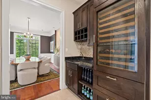 9111 Dara Ln, Great Falls, VA 22066 - Photo 10
