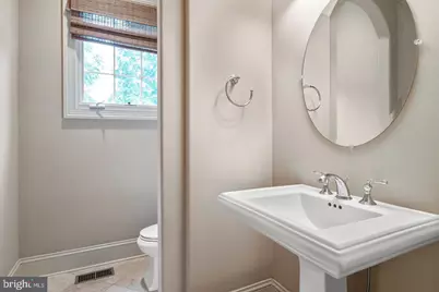 6251 Linway Terrace, McLean, VA 22101 - Photo 22