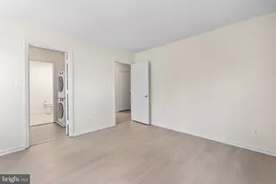 8229 Kings Charter Ln, Springfield, VA 22152 - Photo 20