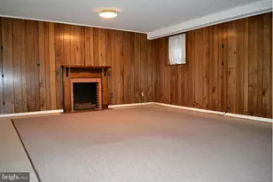 8256 Carrleigh Pkwy, Springfield, VA 22152 - Photo 28