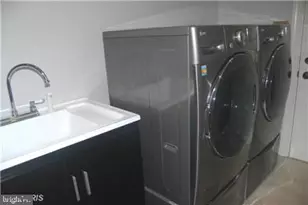 15559 Eagle Tavern Ln, Centreville, VA 20120 - Photo 16