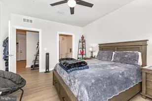 12865 Mosaic Pk Wy, Herndon, VA 20171 - Photo 20