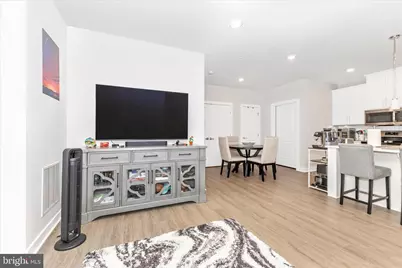 12865 Mosaic Park Way #3J, Herndon, VA 20171 - Photo 8