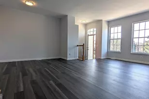 2593 James Madison Cir, Herndon, VA 20171 - Photo 4