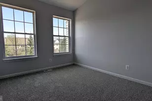 2593 James Madison Cir, Herndon, VA 20171 - Photo 34