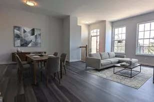 2593 James Madison Cir, Herndon, VA 20171 - Photo 4