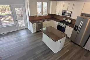 2593 James Madison Cir, Herndon, VA 20171 - Photo 20