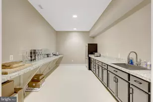 1239 Daleview Dr, McLean, VA 22102 - Photo 64