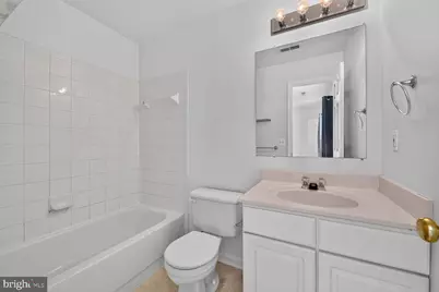 12054 Edgemere Circle, Reston, VA 20190 - Photo 8