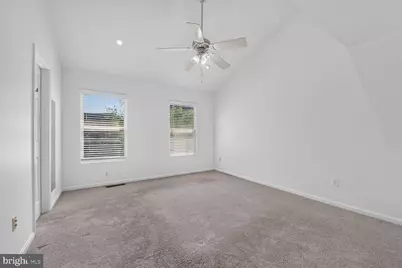 12054 Edgemere Circle, Reston, VA 20190 - Photo 18