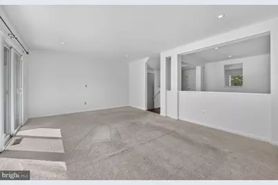 12054 Edgemere Circle, Reston, VA 20190 - Photo 10