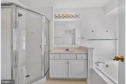 12054 Edgemere Circle, Reston, VA 20190 - Photo 20