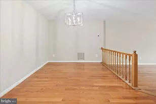 9606 Scotch Haven Dr, Vienna, VA 22181 - Photo 10