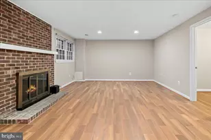 9606 Scotch Haven Dr, Vienna, VA 22181 - Photo 36