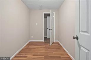 9606 Scotch Haven Dr, Vienna, VA 22181 - Photo 38