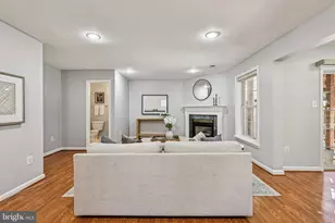 12915 Starters Ln, Fairfax, VA 22033 - Photo 40