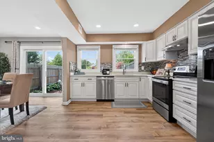 8426 Grenoble Ct, Springfield, VA 22152 - Photo 18