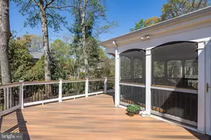 8306 Crown Court Rd, Alexandria, VA 22308 - Photo 6