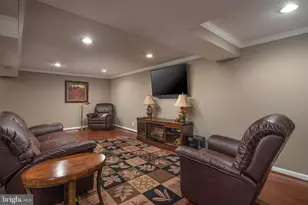 8306 Crown Court Rd, Alexandria, VA 22308 - Photo 42