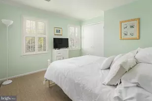 8306 Crown Court Rd, Alexandria, VA 22308 - Photo 38