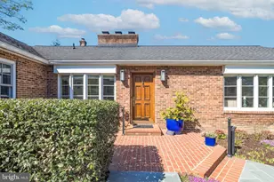 9352 Mt Vernon Cir, Alexandria, VA 22309 - Photo 4