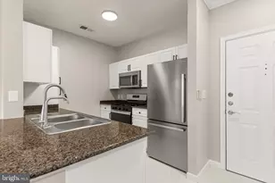 12901 Centre Park Cir, Herndon, VA 20171 - Photo 4