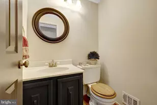 2212 Stirrup Iron Ln, Reston, VA 20191 - Photo 12