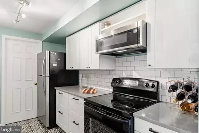 6060 Essex House Square, Alexandria, VA 22310 - Photo 16