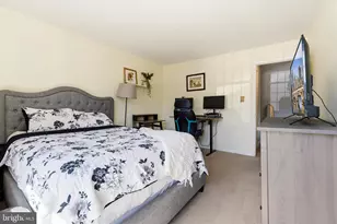 6060 Essex House Square, Alexandria, VA 22310 - Photo 28