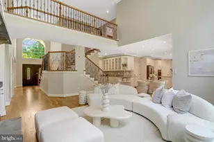 8713 Oak Leaf Dr, Alexandria, VA 22309 - Photo 12