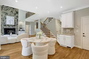 8713 Oak Leaf Dr, Alexandria, VA 22309 - Photo 14