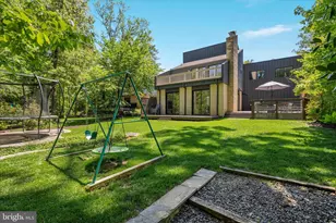 12108 Quorn Ln, Reston, VA 20191 - Photo 4