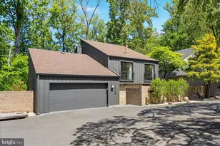 12108 Quorn Ln, Reston, VA 20191 - Photo 2