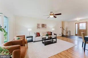 8608 Queen Elizabeth Blvd, Annandale, VA 22003 - Photo 10