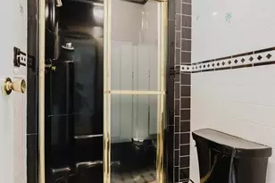 8608 Queen Elizabeth Blvd, Annandale, VA 22003 - Photo 40