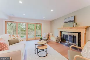 8608 Queen Elizabeth Blvd, Annandale, VA 22003 - Photo 34