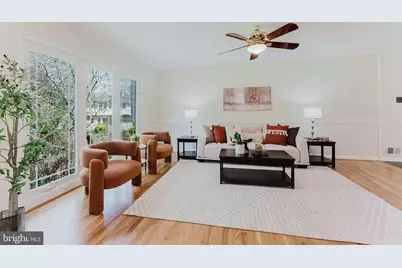 8608 Queen Elizabeth Boulevard, Annandale, VA 22003 - Photo 2