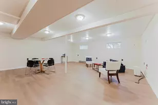 8608 Queen Elizabeth Blvd, Annandale, VA 22003 - Photo 36