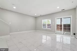 2167 Capstone Cir, Herndon, VA 20170 - Photo 32